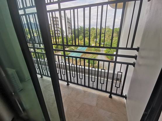 Condo — photo 4