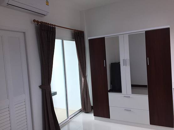 Condo — photo 3