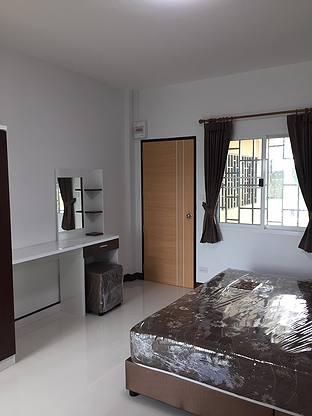 Condo — photo 1