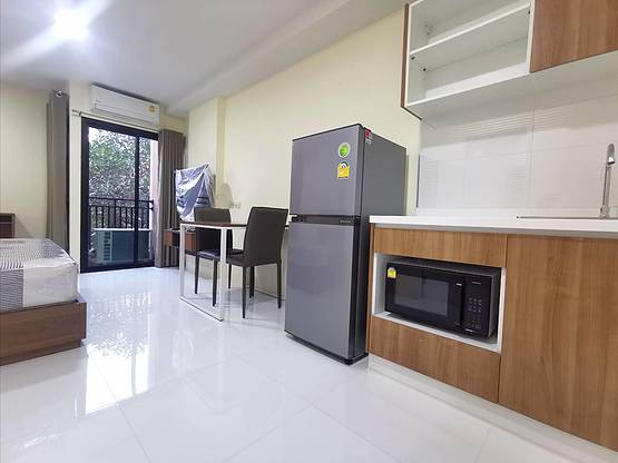 Condo · Huai Khwang, bangkok — photo 4