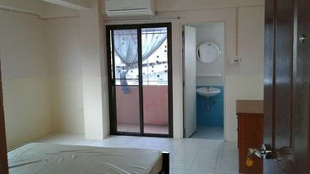 Condo — photo 2