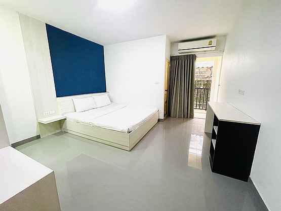 Condo · bangkok — photo 2