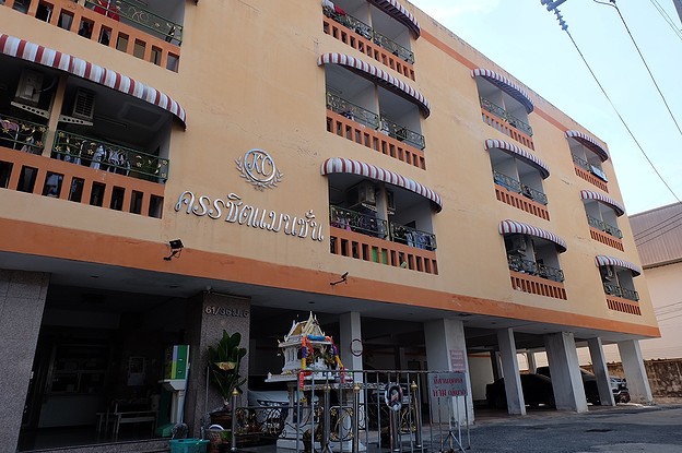 Condo · Mueang Chon Buri, chon_buri — photo 2