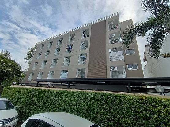 Condo · Phra Khanong, bangkok — photo 1