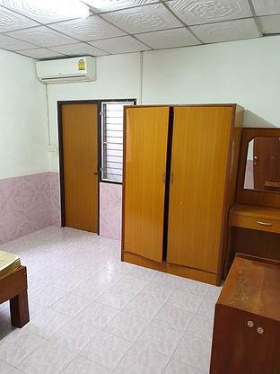 Condo · Wang Thonglang, bangkok — photo 1