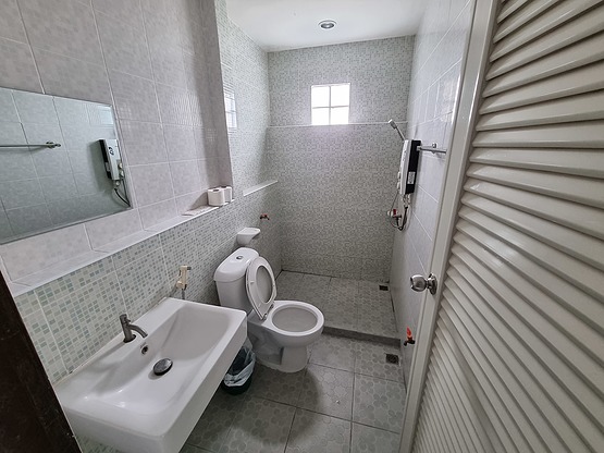 Condo — photo 3