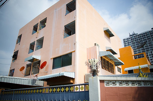 Condo · Khlong San, bangkok — photo 1
