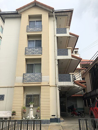 Condo · bangkok — photo 4