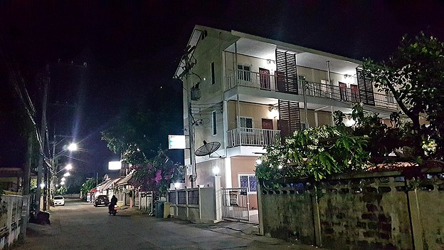 Condo — photo 2