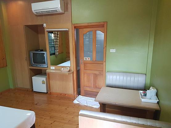 Condo — photo 2