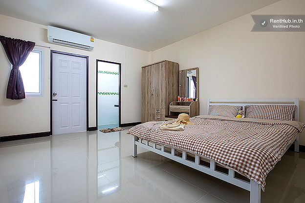 Golden Place Renthub In Th