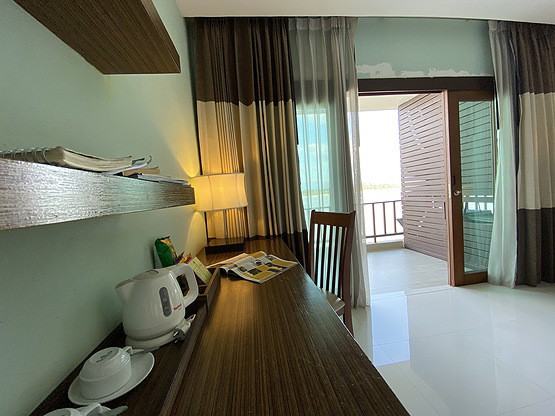 Condo — photo 2