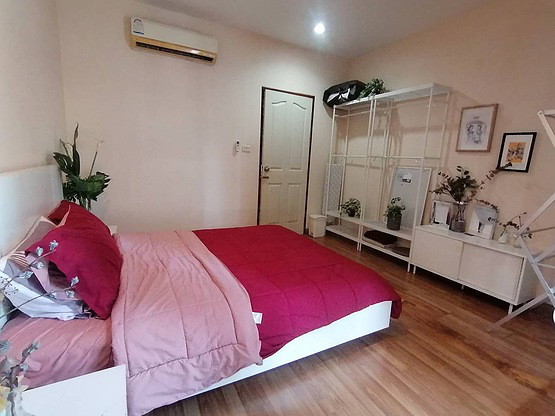 Condo · Huai Khwang, bangkok — photo 3