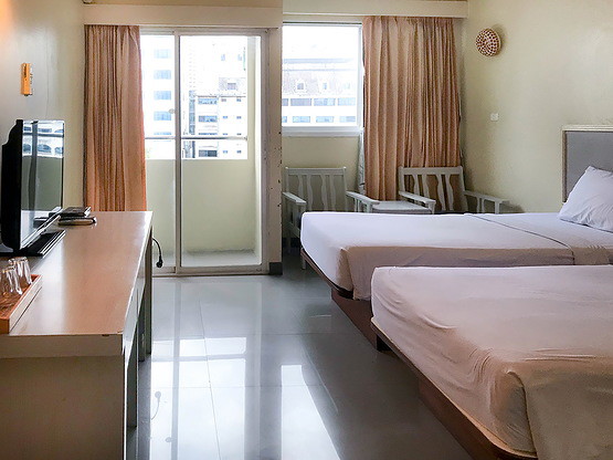 Condo · bangkok — photo 2
