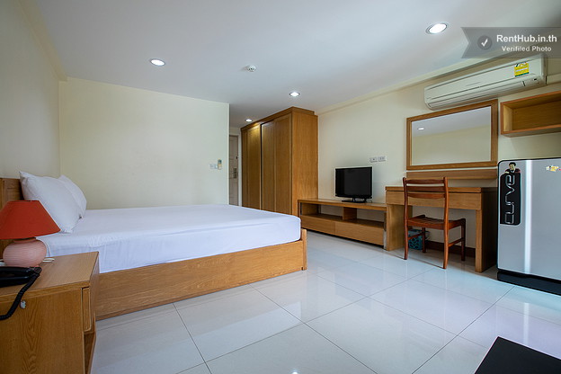 Condo · Sathon, bangkok — photo 2