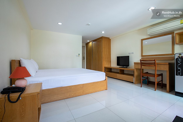 Condo · Sathon, bangkok — photo 1