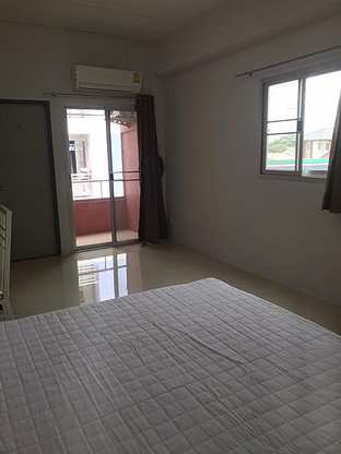 Condo · Mueang Nonthaburi — photo 4