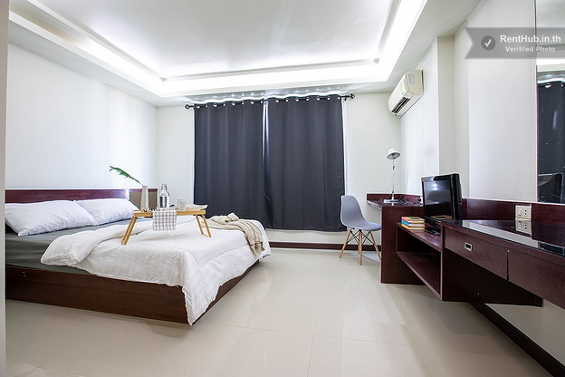 Sathorn Residence — photo 1