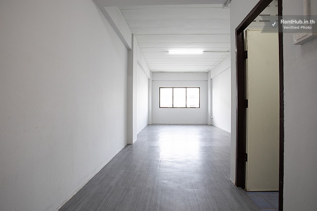Condo · Bang Khun Thian, bangkok — photo 3