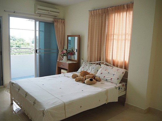 Condo · bangkok — photo 2