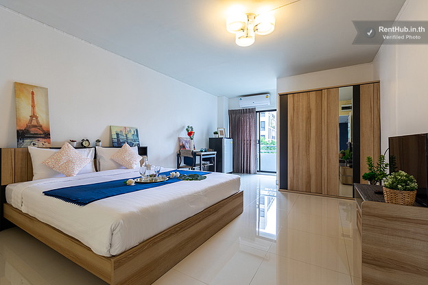 Condo · Khlong Toei, bangkok — photo 2