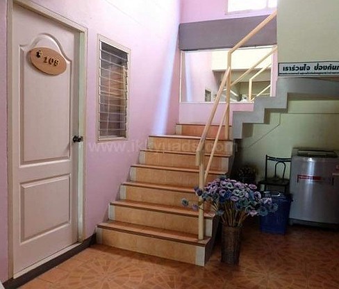 Condo — photo 2
