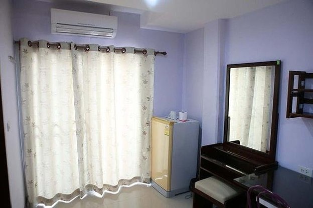 Condo · Watthana, bangkok — photo 2
