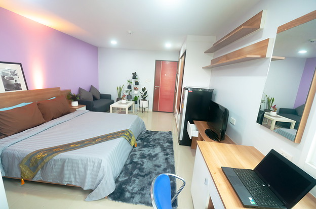 Condo · Wang Thonglang, bangkok — photo 4