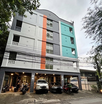 Condo · Wang Thonglang, bangkok — photo 1