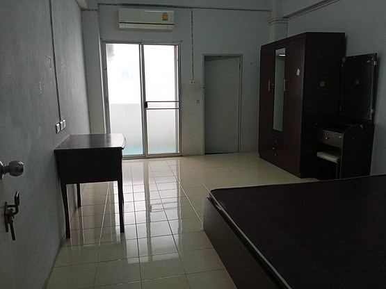 Condo · Phra Pradaeng — photo 3