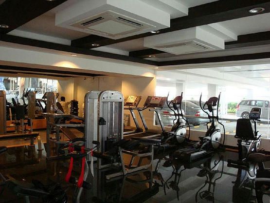 Condo — photo 3
