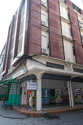 Condo · bangkok — photo 2