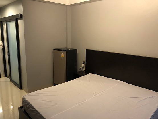 Condo · Watthana, bangkok — photo 2