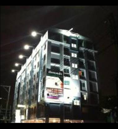 Condo · Huai Khwang, bangkok — photo 2