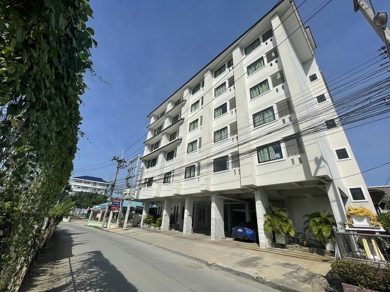 Condo — photo 1