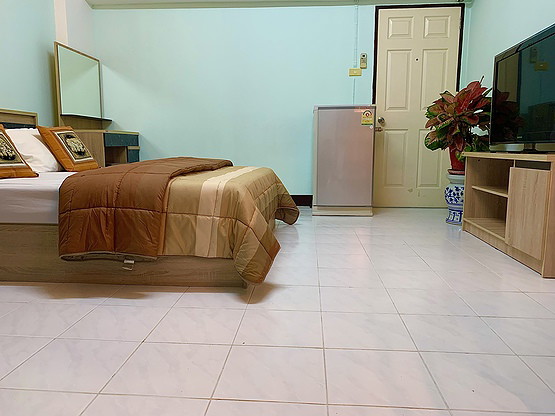 Condo · Mueang Nonthaburi — photo 4
