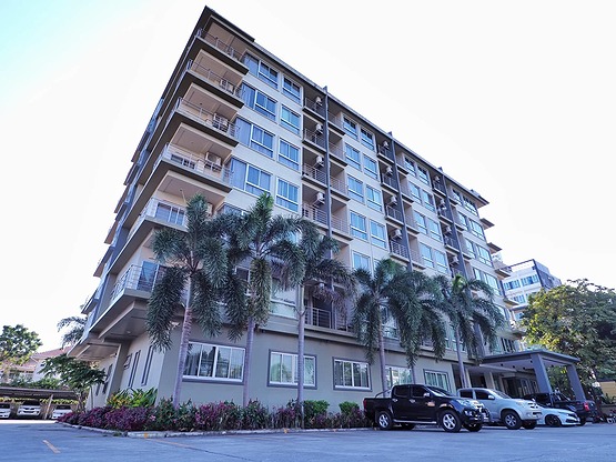 Condo — photo 2