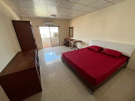 Condo · Wang Thonglang, bangkok — photo 1