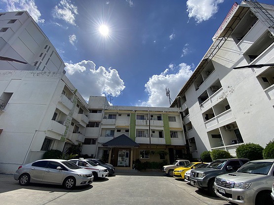 Condo · Wang Thonglang, bangkok — photo 5