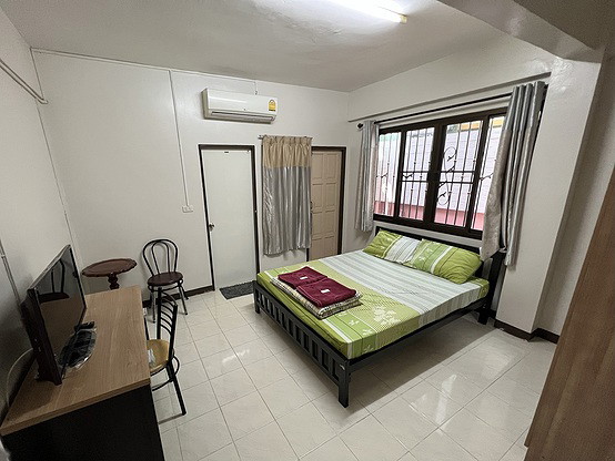 Condo · Bang Kapi, bangkok — photo 1