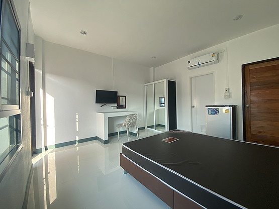 Condo — photo 3