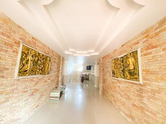 Condo — photo 2