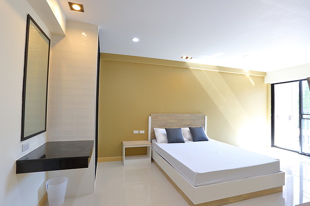 Condo · Bang Na, bangkok — photo 4