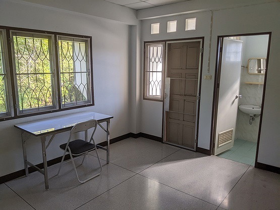 Condo — photo 2