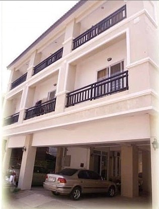 Condo — photo 3