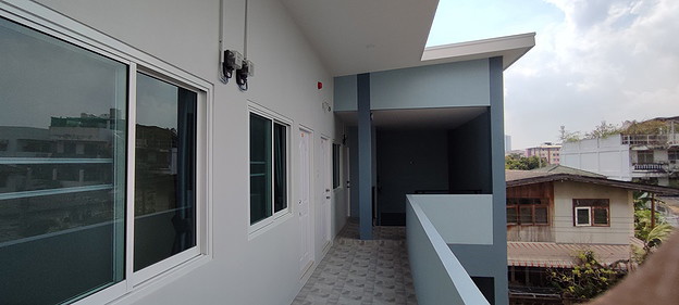 Condo · Khlong San, bangkok — photo 4