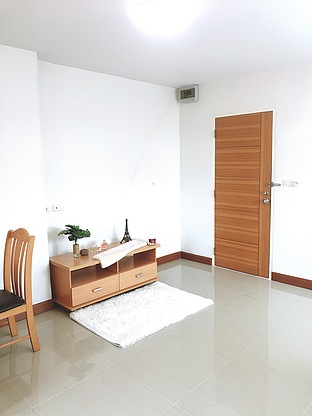 Condo · Wang Thonglang, bangkok — photo 3