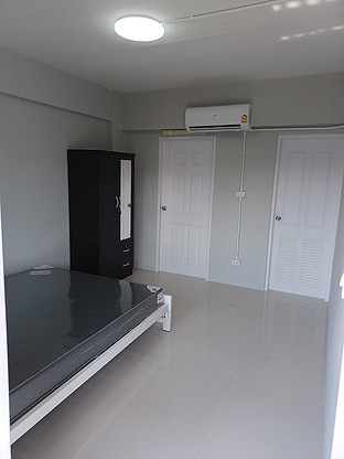 Condo · bangkok — photo 3