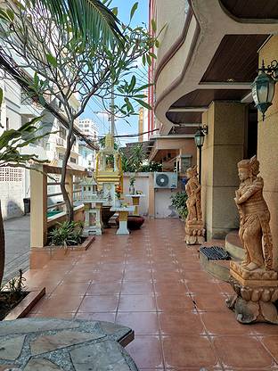 Condo · bangkok — photo 3