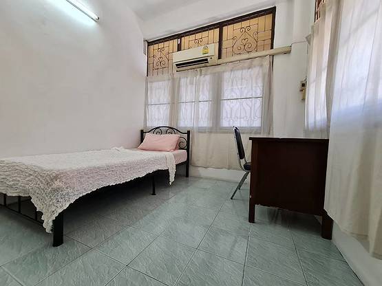 Condo — photo 3